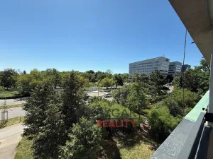 Pronájem bytu 2+kk, Praha - Prosek, Prosecká, 41 m2