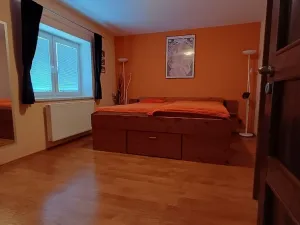 Prodej rodinného domu, Cholina, 131 m2