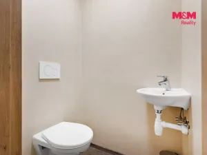 Prodej obchodního prostoru, Jablonec nad Nisou, Komenského, 600 m2