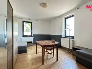 Pronájem činžovního domu, Bradlec, K Oboře, 280 m2