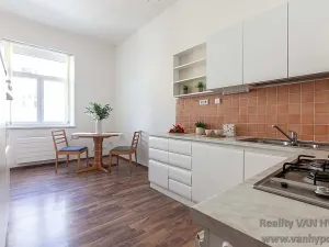 Prodej bytu 2+kk, Praha - Vokovice, Krátký lán, 42 m2