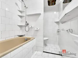 Prodej bytu 1+1, Loket, Sportovní, 45 m2