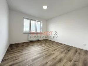 Pronájem bytu 3+kk, Hustopeče, U Větrolamu, 75 m2