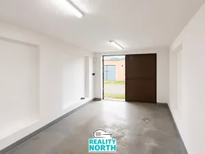 Prodej garáže, Ústí nad Labem - Klíše, Okružní, 21 m2
