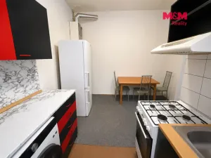 Prodej bytu 2+1, Opava - Předměstí, Komenského, 88 m2