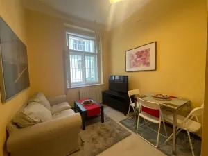 Pronájem bytu 2+kk, Praha - Žižkov, Cimburkova, 34 m2