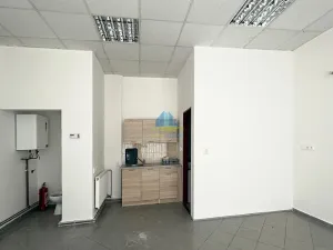 Pronájem obchodního prostoru, Aš, Hlavní, 32 m2
