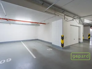 Prodej bytu 2+kk, Praha, Zimova, 55 m2