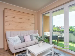 Prodej bytu 2+kk, Praha, Zimova, 63 m2