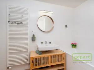 Prodej bytu 2+kk, Praha, Zimova, 63 m2