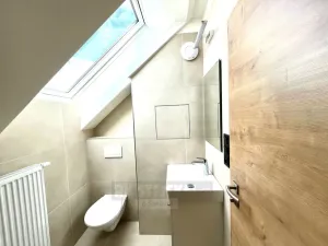 Pronájem bytu 2+kk, Kamenný Újezd, Budějovická, 42 m2