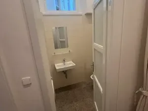 Pronájem bytu 1+kk, Praha - Vinohrady, Budečská, 22 m2