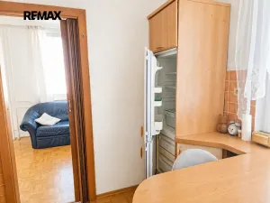 Pronájem bytu 2+1, Praha - Strašnice, Křenická, 57 m2
