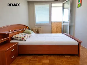 Pronájem bytu 2+1, Praha - Strašnice, Křenická, 57 m2