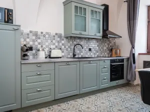 Prodej bytu 2+kk, Jáchymov, náměstí Republiky, 70 m2