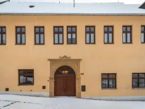 Prodej bytu 2+kk, Jáchymov, náměstí Republiky, 70 m2