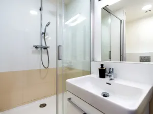 Pronájem bytu 2+kk, Praha, Milánská, 49 m2