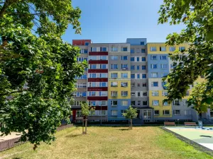 Pronájem bytu 2+kk, Praha, Milánská, 49 m2