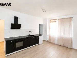 Prodej bytu 2+kk, Kadaň, Chomutovská, 37 m2