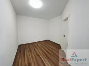 Pronájem bytu 2+kk, Praha - Vinohrady, Máchova, 42 m2
