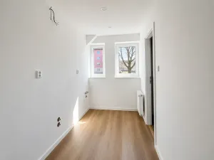 Prodej bytu 3+kk, Ostrov, Kollárova, 73 m2