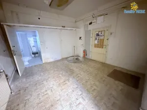 Pronájem obchodního prostoru, Praha - Krč, Budějovická, 164 m2