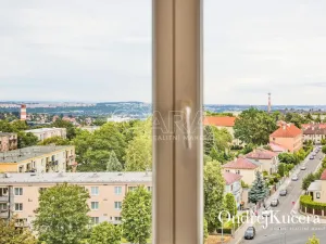 Pronájem bytu 3+kk, Praha - Břevnov, Na Petřinách, 67 m2
