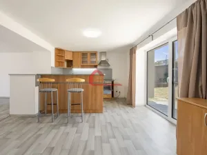 Prodej rodinného domu, Zaječí, Školní, 299 m2