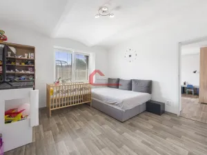 Prodej rodinného domu, Zaječí, Školní, 299 m2