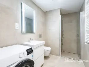 Pronájem bytu 2+kk, Praha - Hloubětín, Poděbradská, 64 m2
