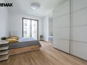 Pronájem bytu 3+kk, Praha - Smíchov, Vackové, 77 m2