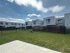 Pronájem rodinného domu, Praha - Čakovice, Kurta Hubera, 131 m2