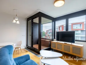 Pronájem bytu 2+kk, Praha - Libeň, Zenklova, 53 m2
