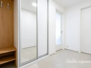 Pronájem bytu 2+kk, Praha - Libeň, Zenklova, 53 m2