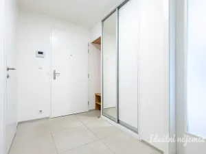 Pronájem bytu 2+kk, Praha - Libeň, Zenklova, 53 m2