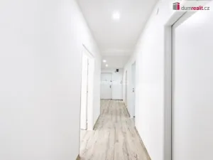 Pronájem bytu 2+1, Teplice, Třebízského, 75 m2