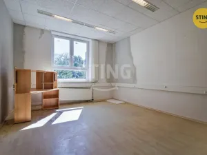 Pronájem kanceláře, Hodonín, 150 m2