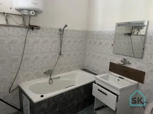 Pronájem bytu 4+1, Krnov - Pod Bezručovým vrchem, Revoluční, 95 m2