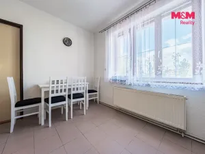 Prodej bytu 2+1, Rožďalovice, Náměstí, 63 m2