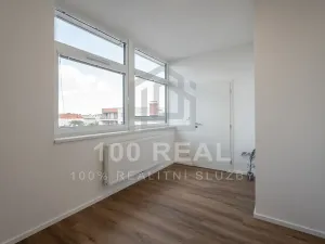 Pronájem bytu 2+kk, Pardubice, třída Míru, 44 m2