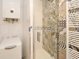 Pronájem bytu 2+1, Praha, Navrátilova, 56 m2