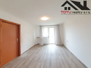 Pronájem bytu 2+1, Smiřice, Sídliště, 50 m2
