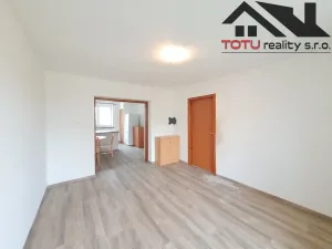 Pronájem bytu 2+1, Smiřice, Sídliště, 50 m2
