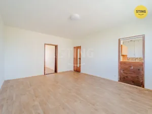 Prodej bytu 3+1, Opava - Kateřinky, Antonína Sovy, 68 m2