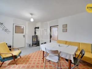Prodej rodinného domu, Hevlín, 138 m2