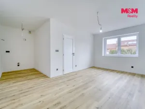 Pronájem bytu 2+kk, Tlučná, Tlučenská kolonie, 40 m2