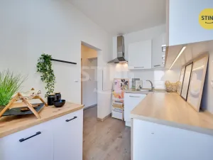 Prodej bytu 3+1, Zlín, Zálešná I, 72 m2
