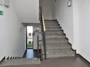 Pronájem bytu 3+kk, Praha, Musílkova, 109 m2