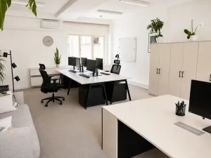 Pronájem kanceláře, Praha - Nové Město, Spálená, 91 m2