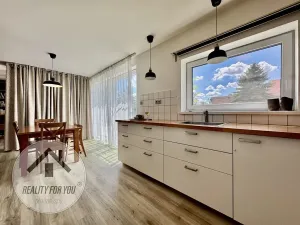 Prodej rodinného domu, Bělá pod Bezdězem, Radechovská, 240 m2